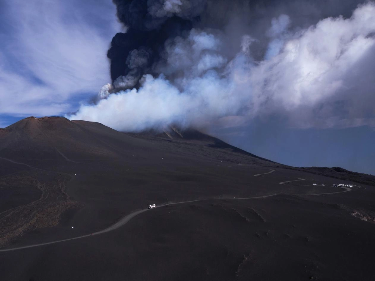 Volcanic and seismic zone landscape
